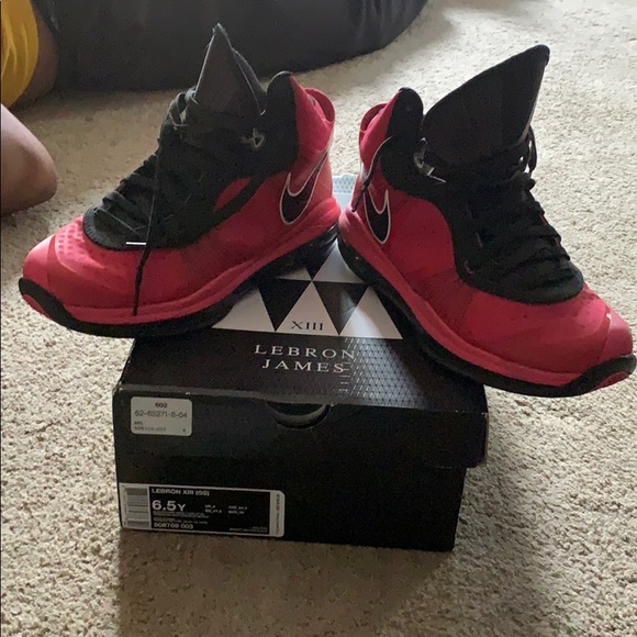 Lebron XIII - Picture 5 of 5